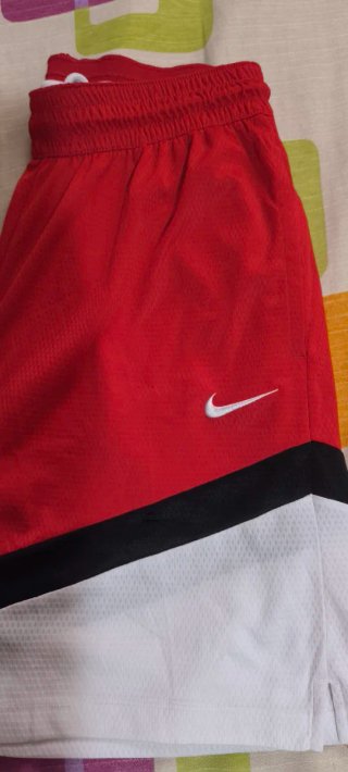 Nike Shorts Rojos Blancos Talla M hombre