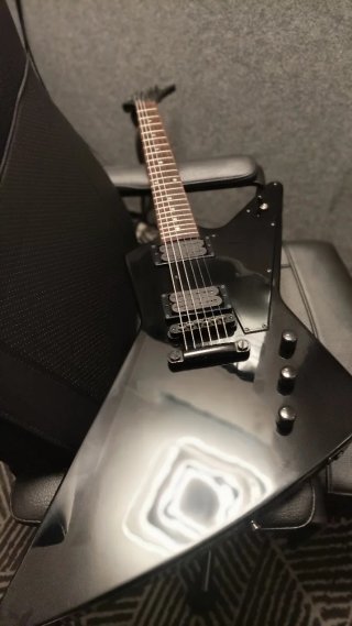 GIBSON EXPLORER FULL BLACK DUNCANS BLACK WINTER