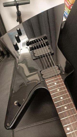 GIBSON EXPLORER FULL BLACK DUNCANS BLACK WINTER