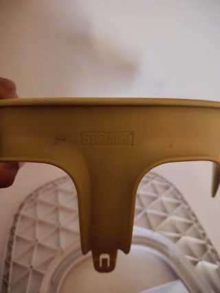 Bandeja y asiento trona Stokke