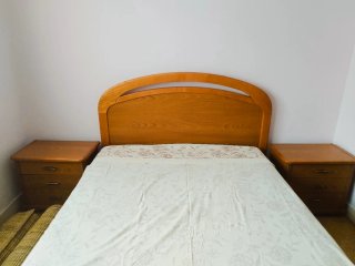 Cama madera estilo clásico barniz cerezo
