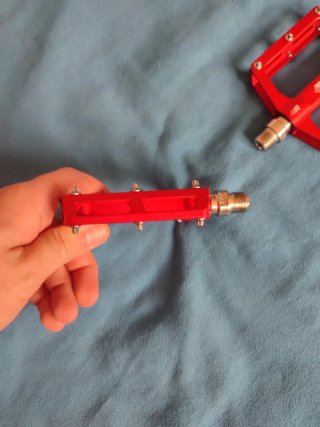 Pedales LUNJE Aluminio Rojo (Nuevos)