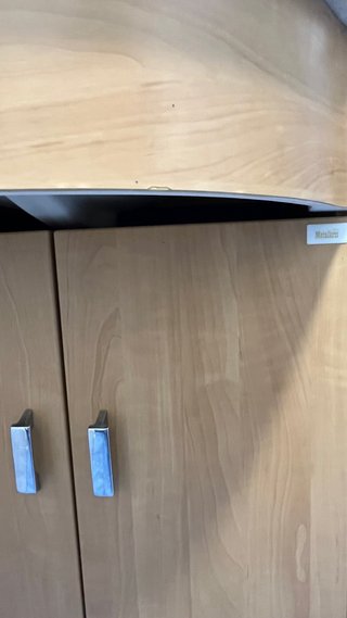 Mueble de baño y espejo madera