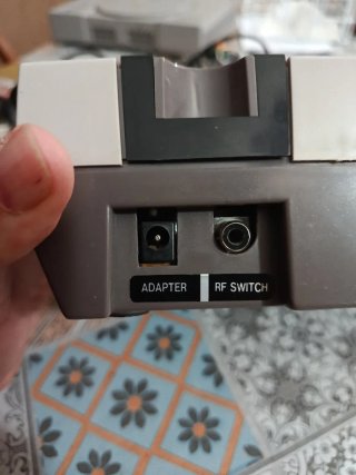 Consola Vintage Años 90 Imitación NE
