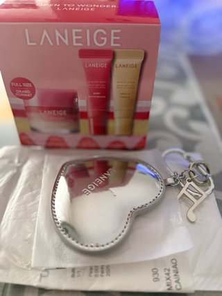 Lote Laneige bálsamo y llavero espejo Ed. Limitada