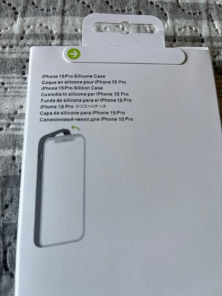 Funda iPhone 15 Pro Silicone Case MagSafe Verde