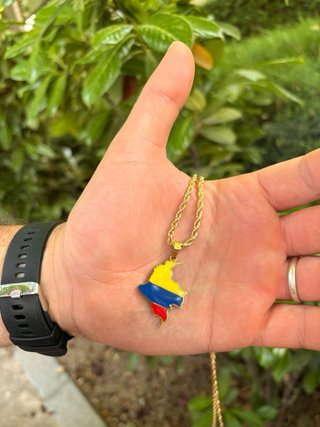 Collares Mapa Colombia y mas Oro Multicolor