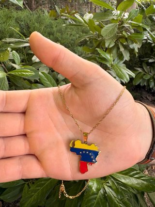 Collares Mapa Colombia y mas Oro Multicolor
