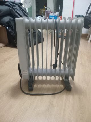 Calentador eléctrico Taurus gris