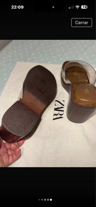 Zuecos Zara transparentes tacón madera