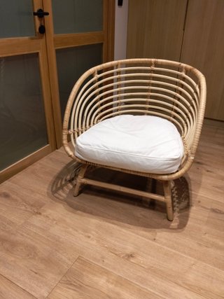 Sillón ratán BUSKBO Djupvik blanco