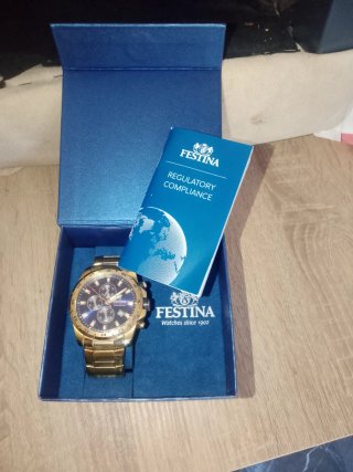 Reloj Festina F20541 Cronógrafo Dorado
