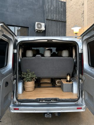 Furgoneta Camper Opel Vivaro 9 plazas