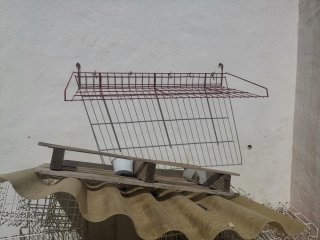Malla expositora para aperitivos y gominolas