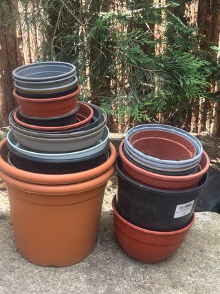 28 Macetas Plástico