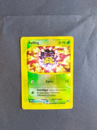 Carta Pokemon Koffing 114/165 Reverse