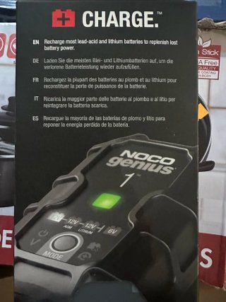 Cargador Batería NOCO Genius 1A