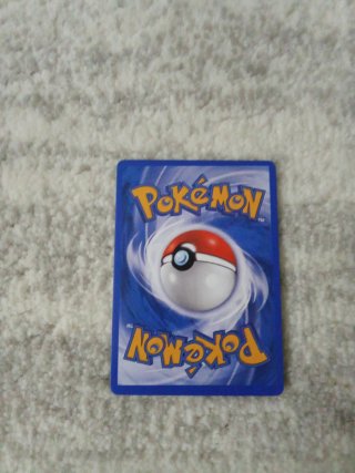 2 Cartas Pokémon VMAX y V (verdaderas)