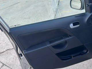 Ford Fiesta 2004