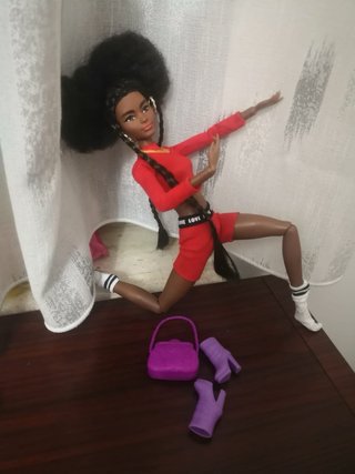 Barbie Extra Afroamericana con accessori