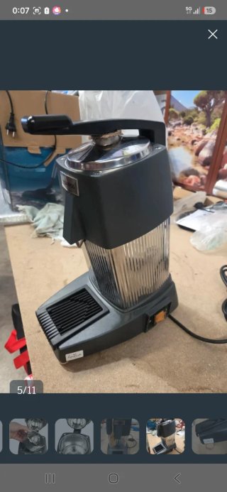 Exprimidor de zumos automático Santos 10