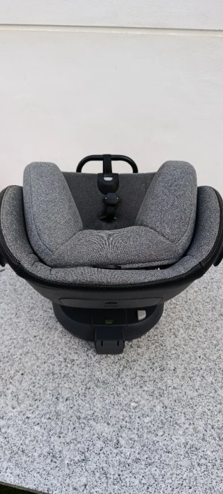 Silla de coche bebé gris