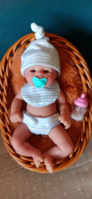 Mini reborn niña completa silicona 18cm