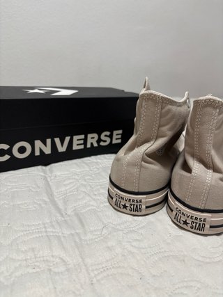 Converse Beige