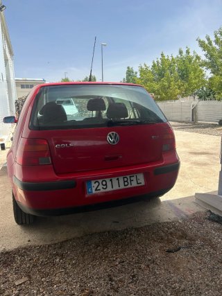 Volkswagen Golf 2001