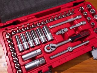 Maletín KS Tools 46 piezas nuevo sistema imperial
