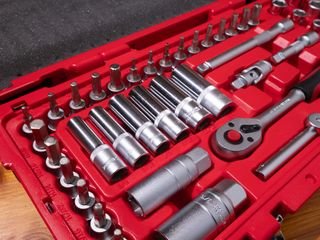 Maletín KS Tools 46 piezas nuevo sistema imperial