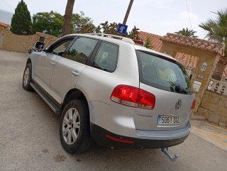 Volkswagen Touareg 4x4 2.5 DIESEL MANUAL 6 MARCHAS