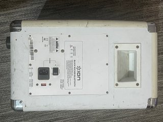 Altavoz ION Block Rocker Bluetooth Portátil