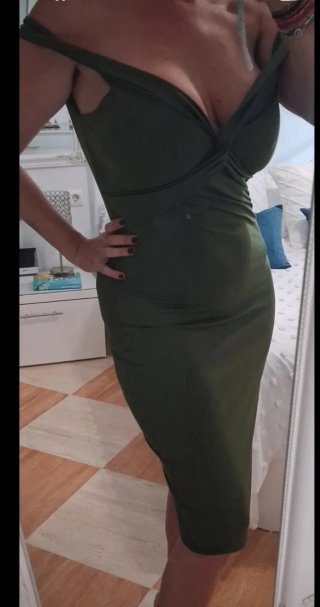 Vestido verde escote barco verano