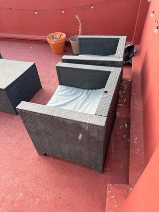 Conjunto de jardín: 2 sillones, sofá y mesa