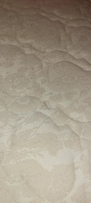 Colchón Matrimonio  Medidas 135cmx190cmx23cm