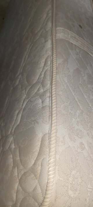Colchón Matrimonio  Medidas 135cmx190cmx23cm