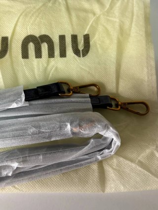 Bolso Negro Miu