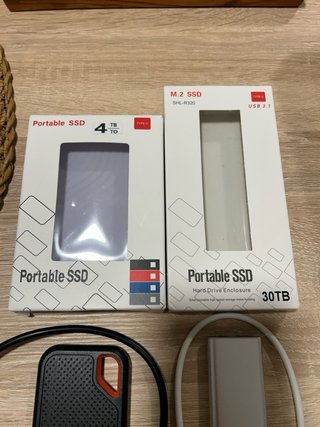 Lote 2 SSD Portátiles 4TB y 30TB
