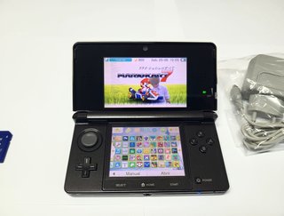 Nintendo 3DS + 30 Giochi Pokémon Mario Zelda
