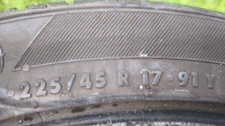 Neumáticos 225/45/17