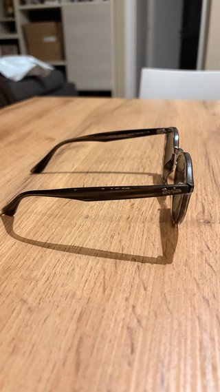 Ray-Ban RB2180 Occhiali da Sole Grigio scuro