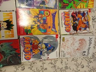 Pack de mangas en Castellano.