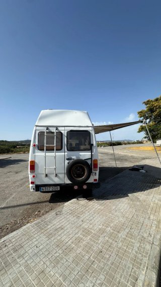 Mercedes-Benz 207 1993