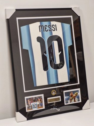 Maglia Messi autografata con cornice e foto COA