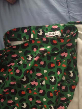 Falda estampado leopardo verde y rosa