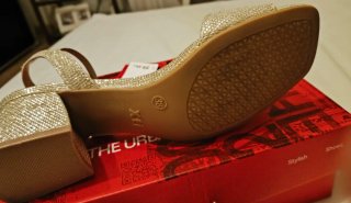 Sandalias doradas Xti mujer