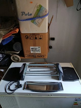 Plancha Eléctrica Nevir. Buen estado