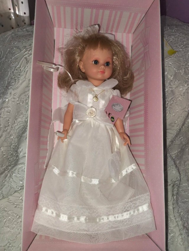 Muñeca de Comunión Berbesa