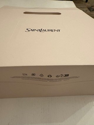Busta Saint Laurent con chiudi busta